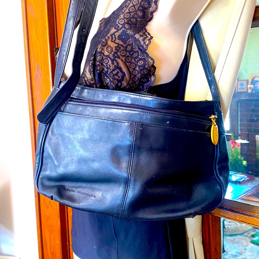 Stone Mountain ladies leather bag